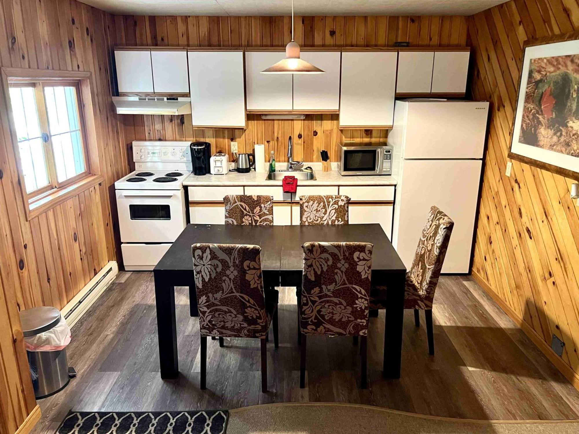 High Falls Bay Cottages, Camping & Waterpark Bracebridge Eksteriør bilde