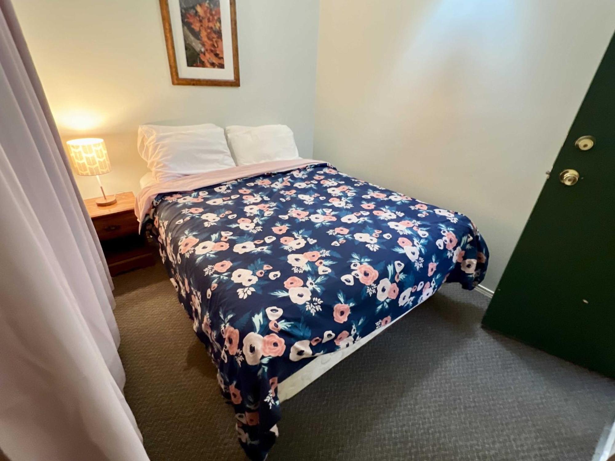 High Falls Bay Cottages, Camping & Waterpark Bracebridge Eksteriør bilde