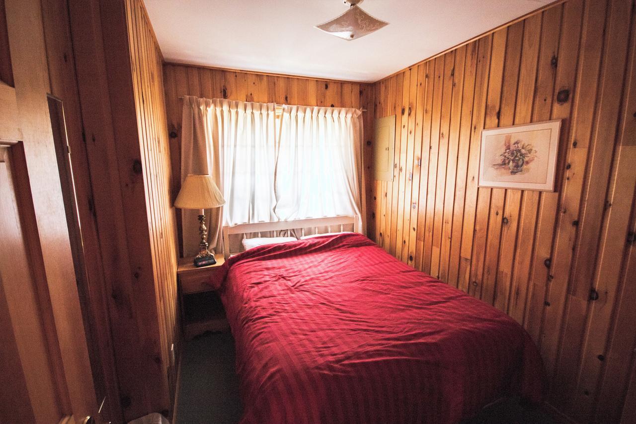 High Falls Bay Cottages, Camping & Waterpark Bracebridge Eksteriør bilde