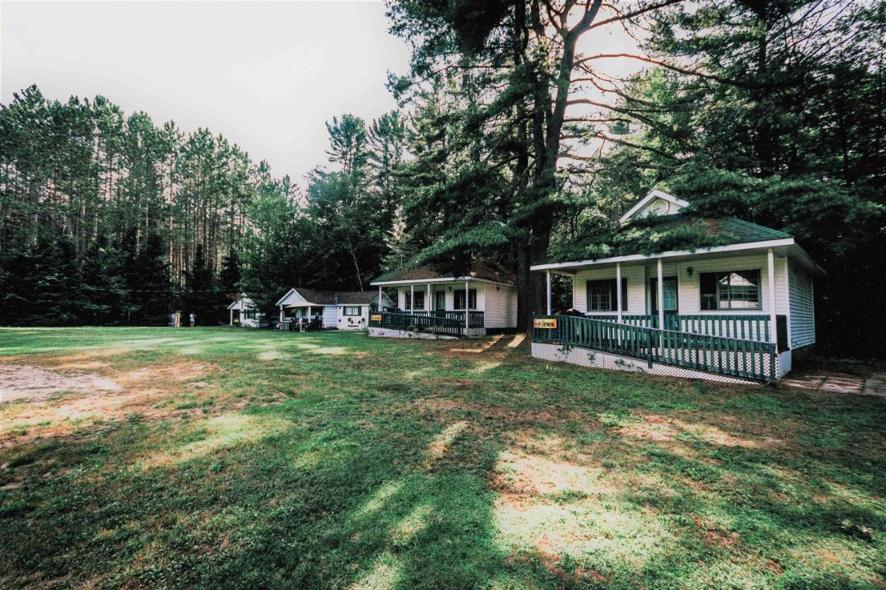 High Falls Bay Cottages, Camping & Waterpark Bracebridge Eksteriør bilde